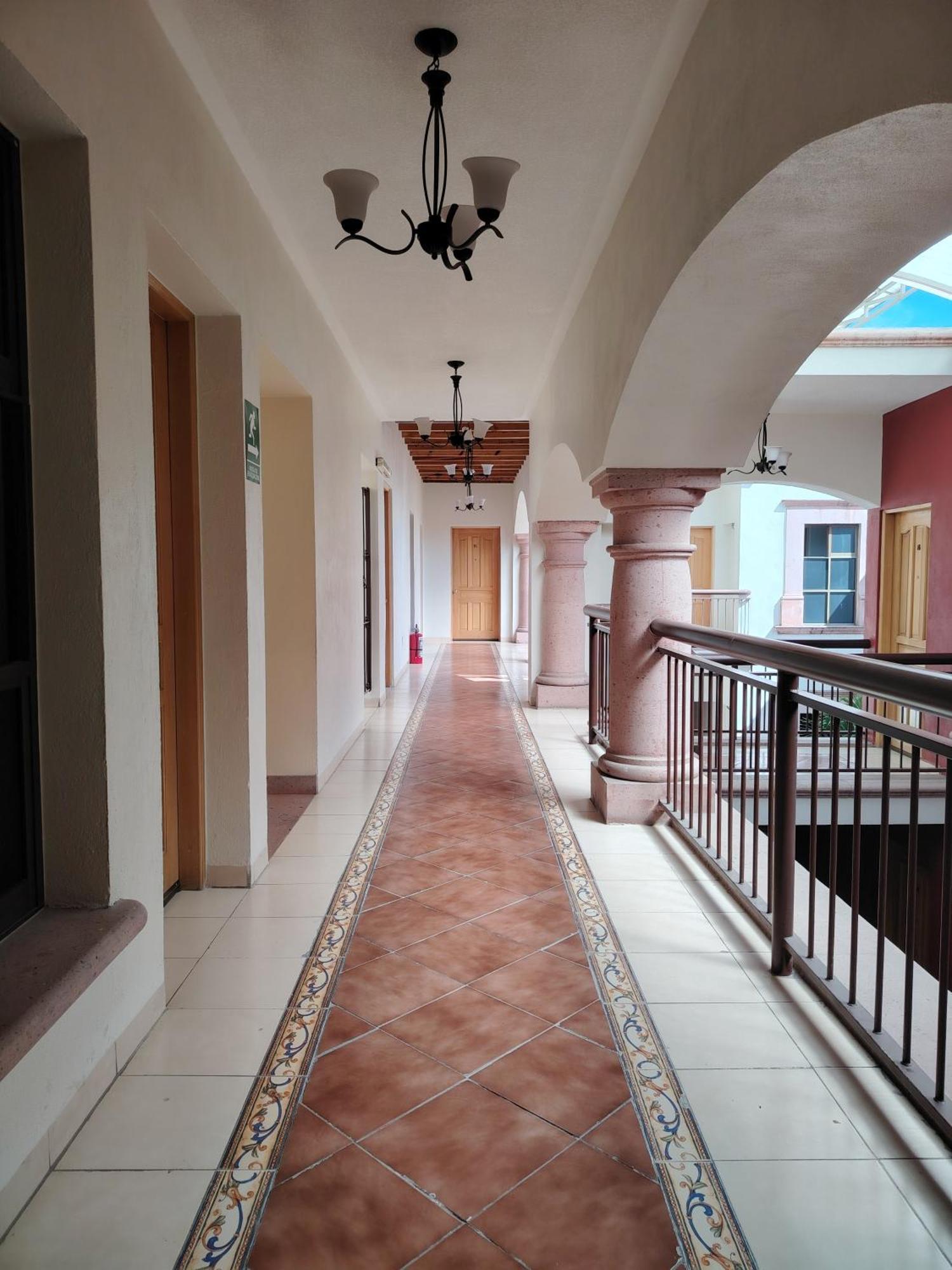 Hotel Meson Mariano Matamoros Керетаро Экстерьер фото
